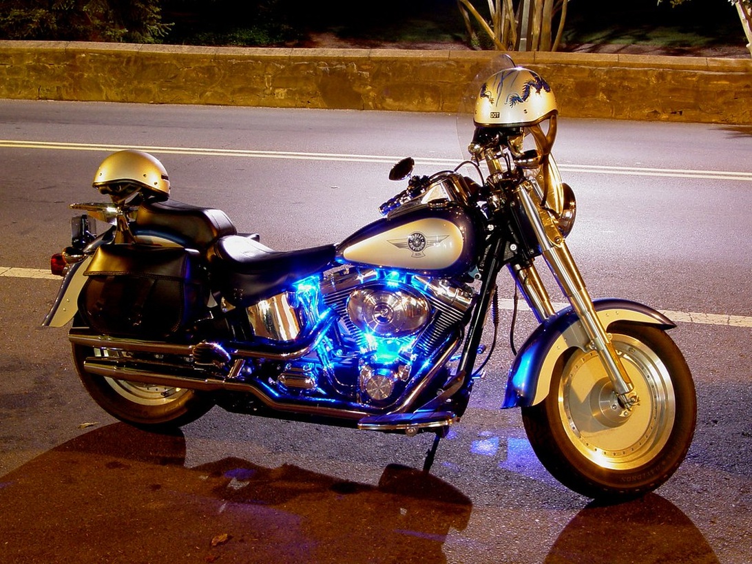Bästa belysningslösningarna för arbetsmotorcyklar i mörker